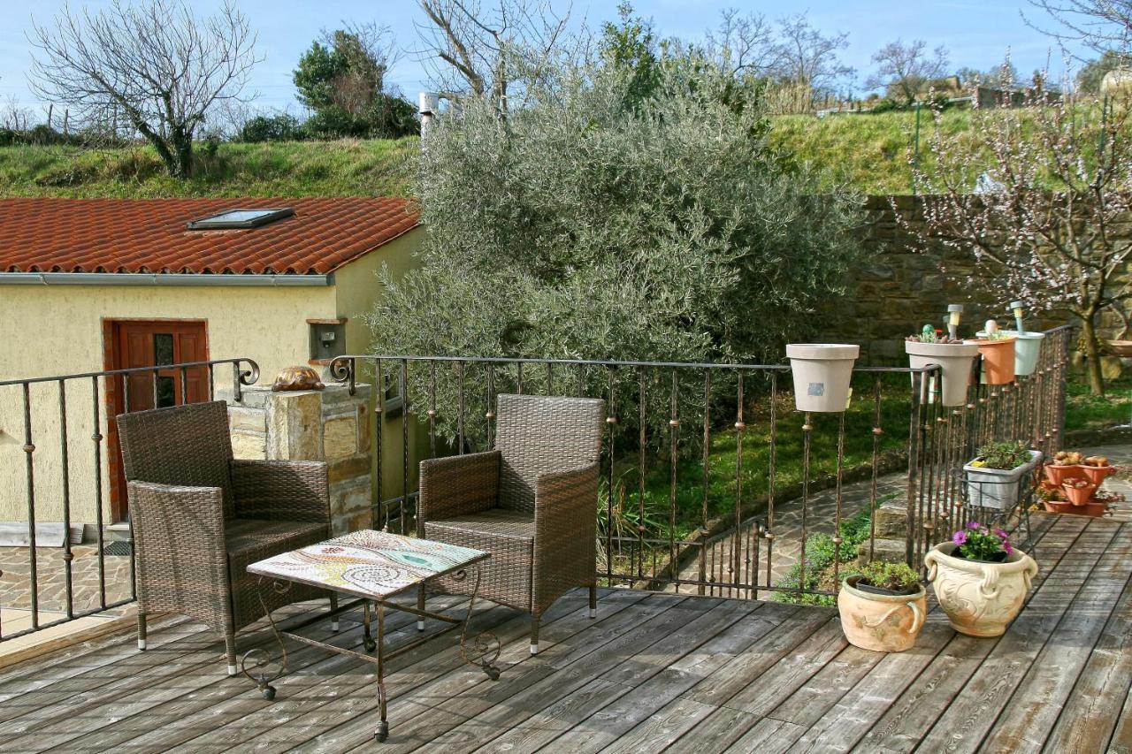 Apartment Dezo Istria Ізола Екстер'єр фото