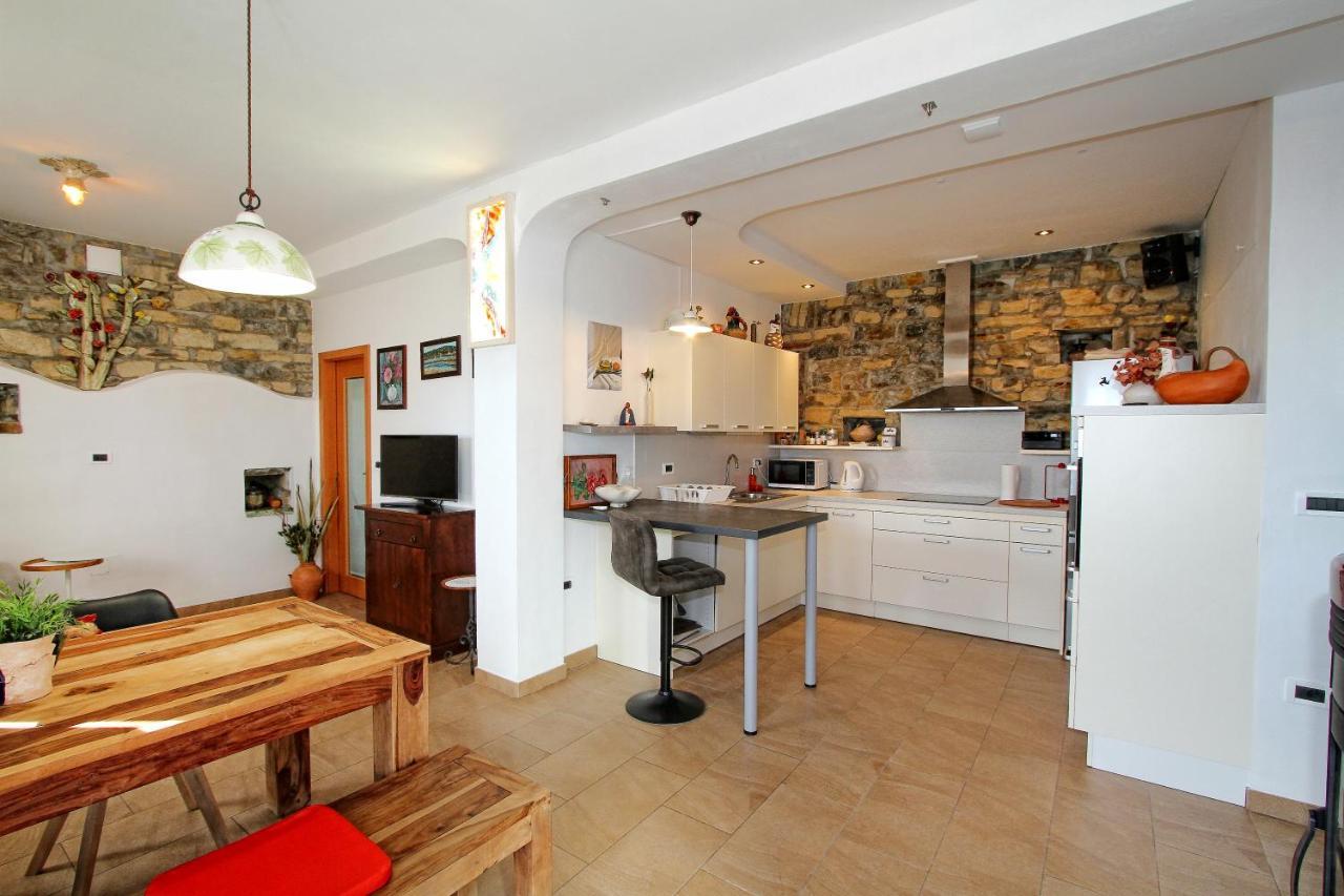 Apartment Dezo Istria Ізола Екстер'єр фото